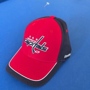OSFA Washington Capitals Vintage Reebok Strapback Cap Hat Hockey NHL Retro NEW